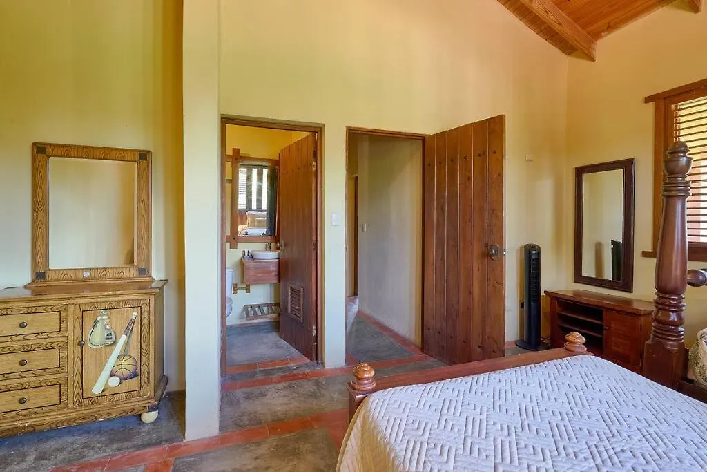 Escape Chalet At Pinar Del Sol In Jarabacoa