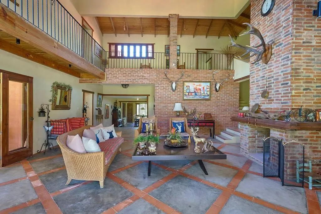 Escape Chalet At Pinar Del Sol In Jarabacoa