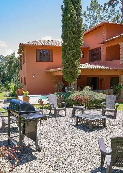Escape Chalet At Pinar Del Sol In Jarabacoa 0*,