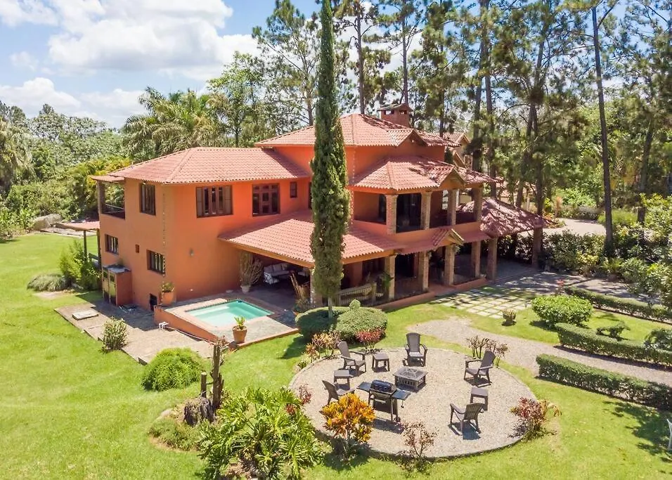 Escape Chalet At Pinar Del Sol In 哈拉瓦科阿 多米尼加共和国